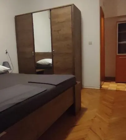 Ferienwohnung Mala Tonina Tučepi Exterior foto