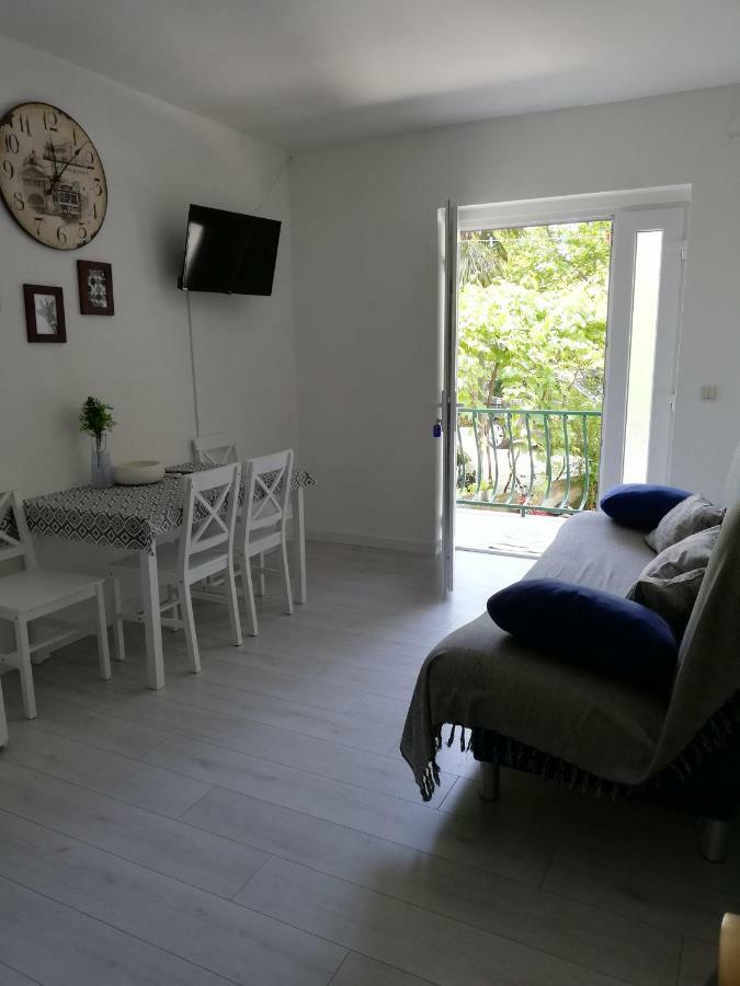 Apartment Mala Tonina *